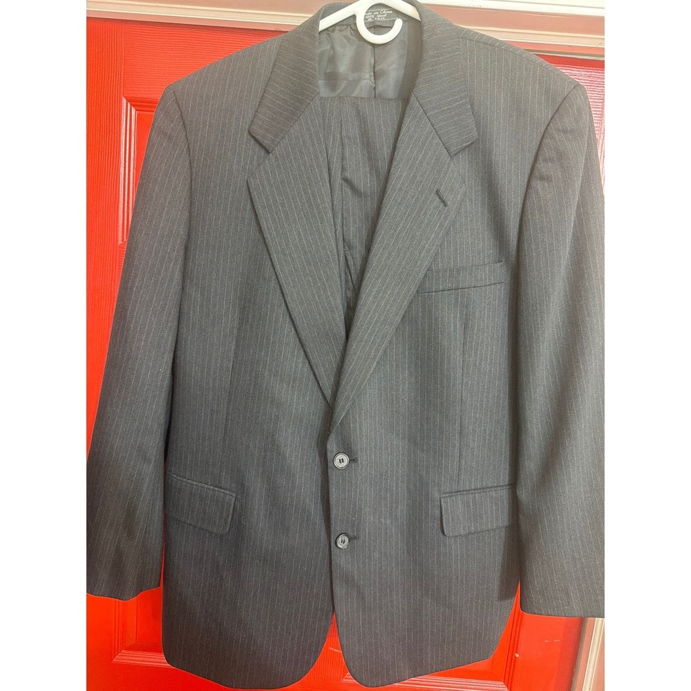 Jeffrey Banks Couture Mens Charcoal Grey Pinstripe 100% Wool 2 Piece Suit